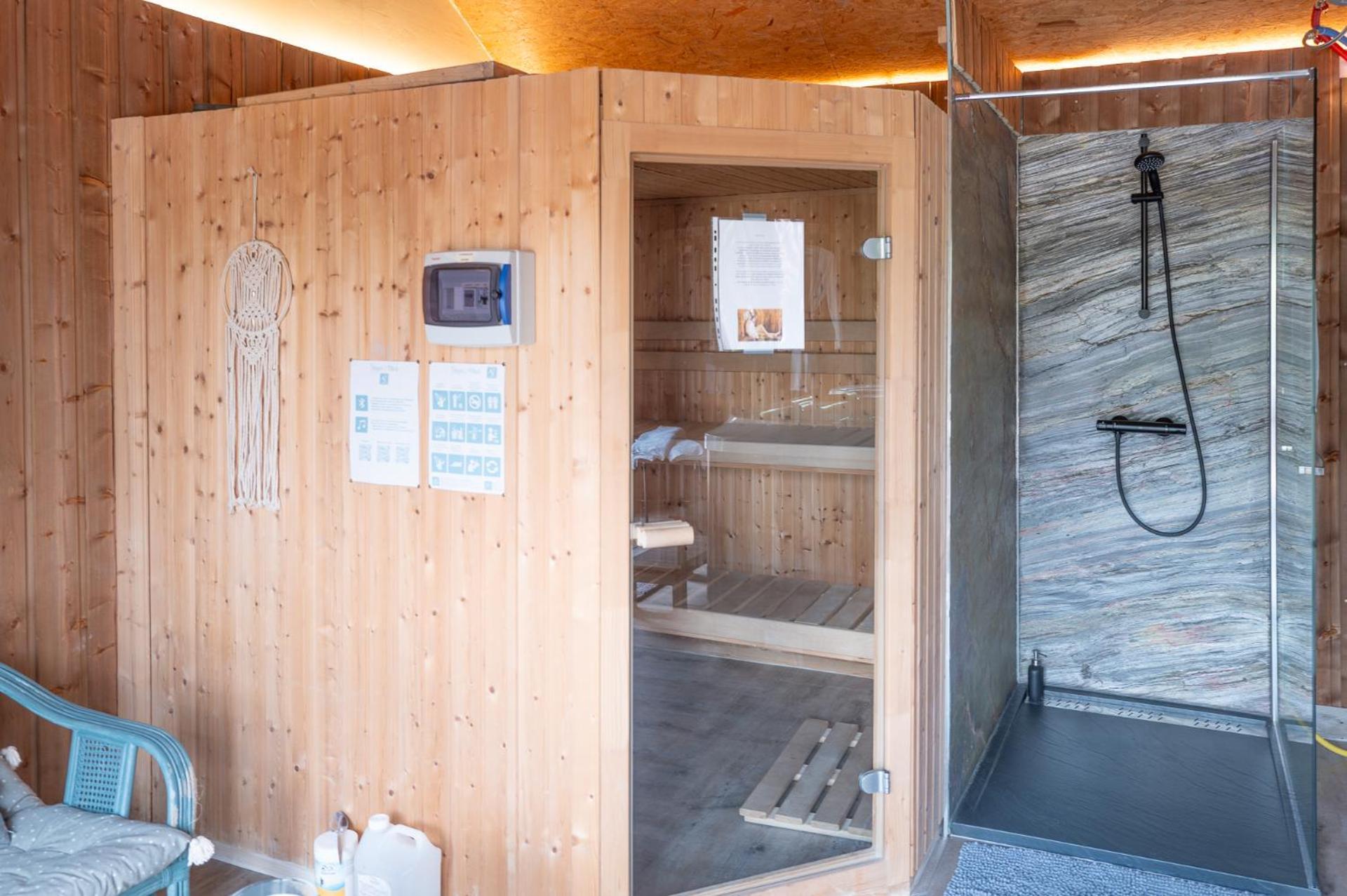 Chalet La Calougeotte, Jardin, Spa Et Sauna Prives Le Ménil المظهر الخارجي الصورة