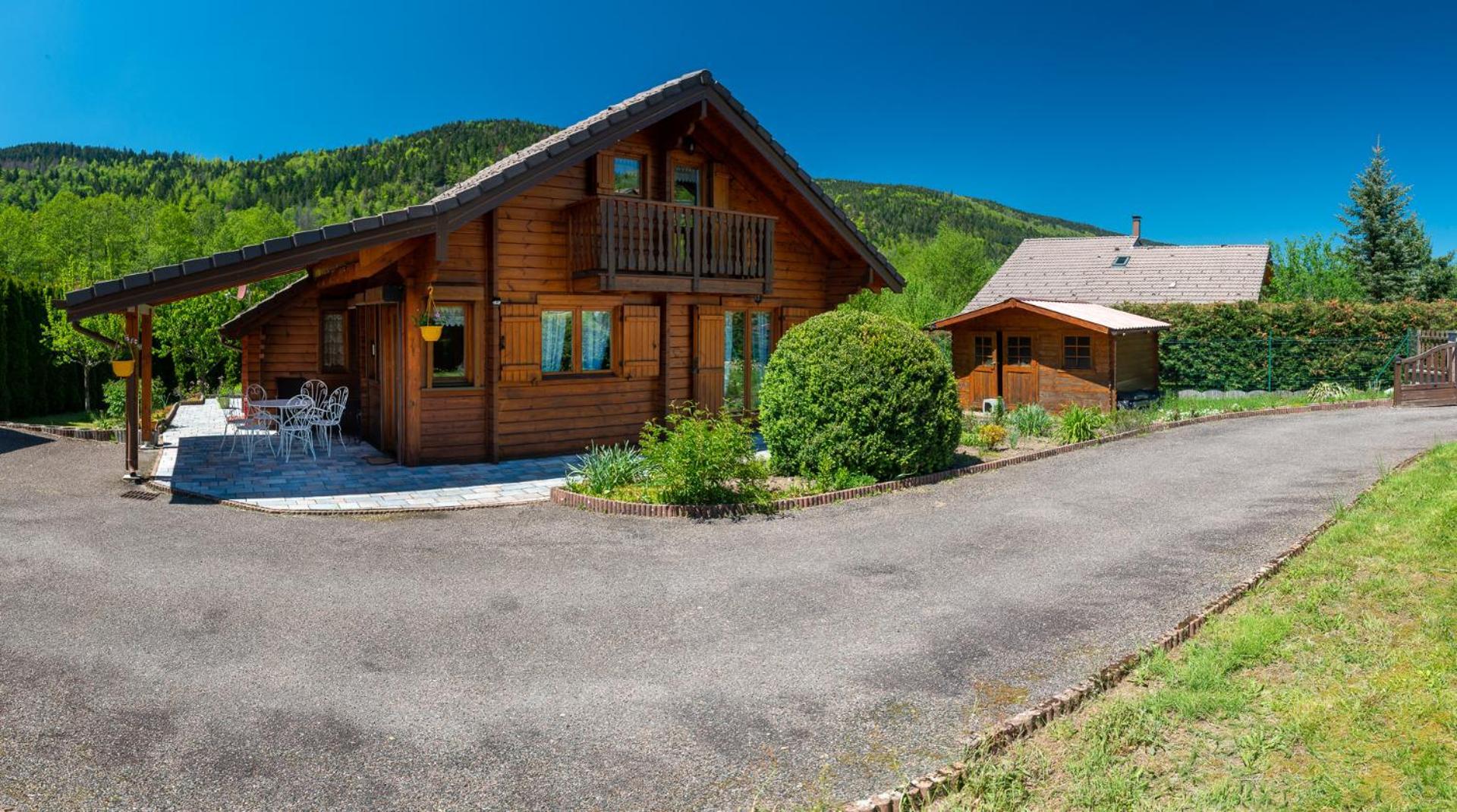 Chalet La Calougeotte, Jardin, Spa Et Sauna Prives Le Ménil المظهر الخارجي الصورة